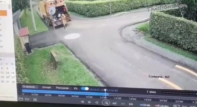 Idiot Garbage Truck Driver Run Over A Worker Several Timess