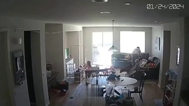 CW! Man Beats His 6 Year Old Son