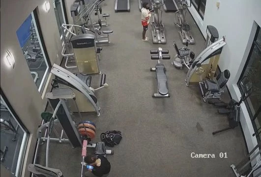 Woman Are Molested In The Gym