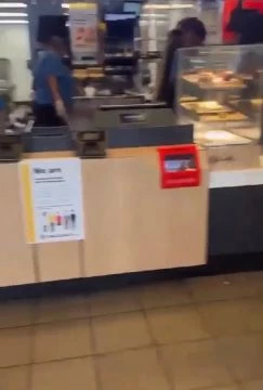 Customers And Employees Fight Inside A Mcdonald's. Savannah, GA