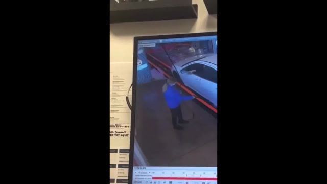 Carwash Worker Power Washes Lady Who Rolled Down Window And Threw A Cup Of Lemonade At Her