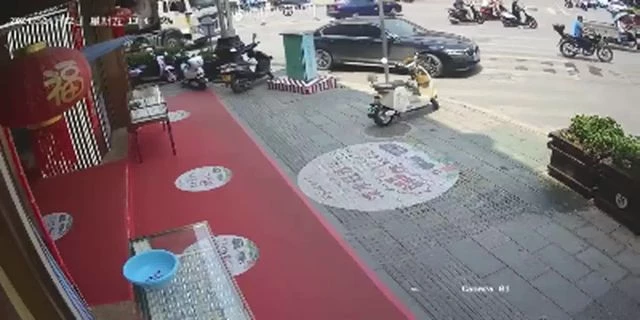 A Motorcyclist Fell Under The Wheels Of A Truck In A Blind Spot