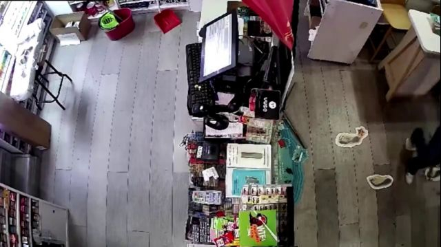 “Man” With A Knife Robs A Shop In Spain