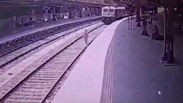 Dude Met The Last Train In His Life