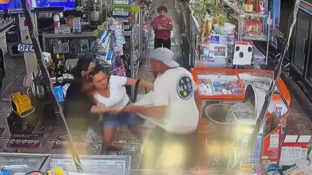 Beer Thieves Attack Store Owners In San Jose, California