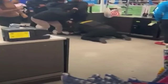 Fight At Ross In Palmdale, Ca