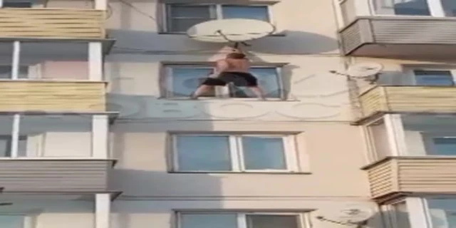 A Drunk Guy Climbed Out Of A 4Th Floor Window And Tried To Go Down But Fell And Was Detained By The Police